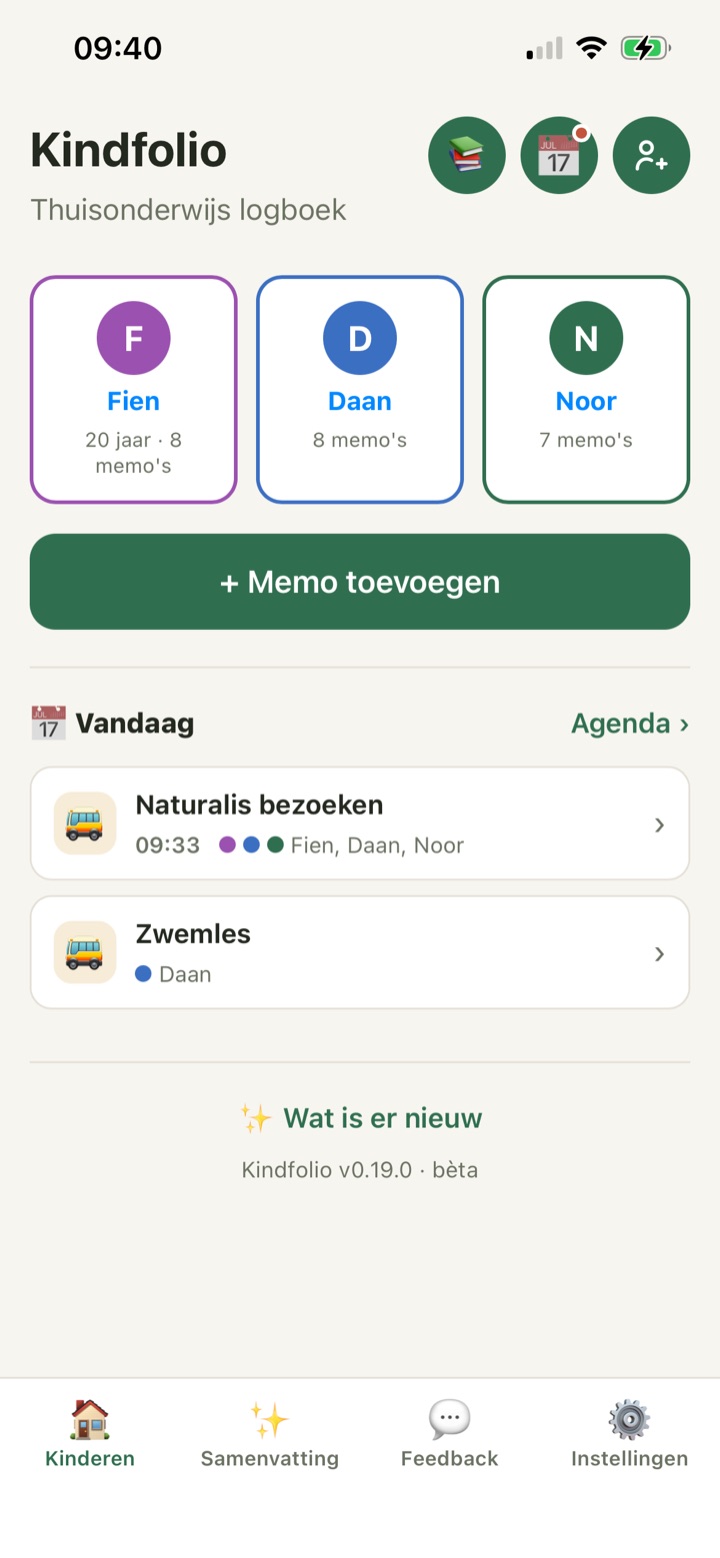 Het beginscherm van Kindfolio met kinderen, memo’s en de agenda
